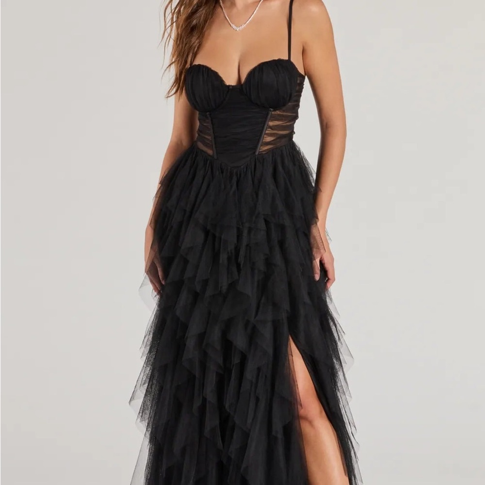 Elegant Black Evening Gown